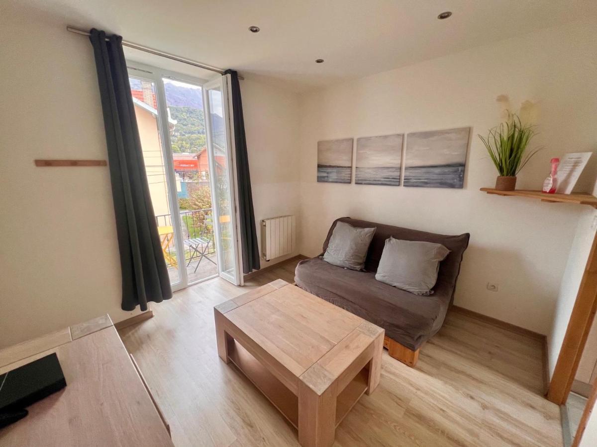 Delille Pere Et Fils Apartment Албервил Екстериор снимка