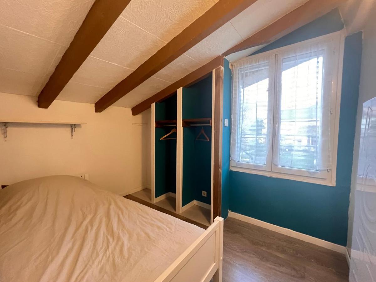 Delille Pere Et Fils Apartment Албервил Екстериор снимка